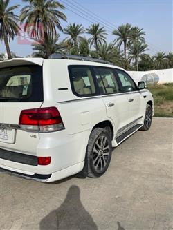 تويوتا لاندكروزر